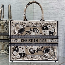 Christian Dior Shopping Bags